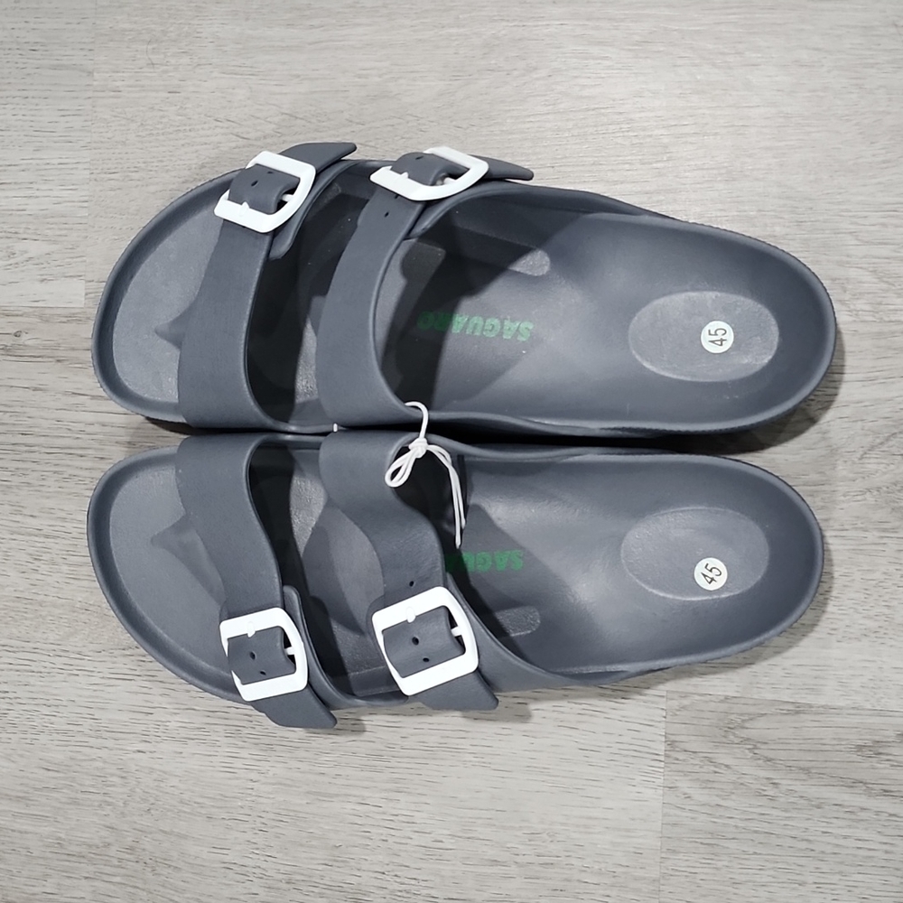 Unisex Comfort Slides Size 13.5 woman/11.5 Mens